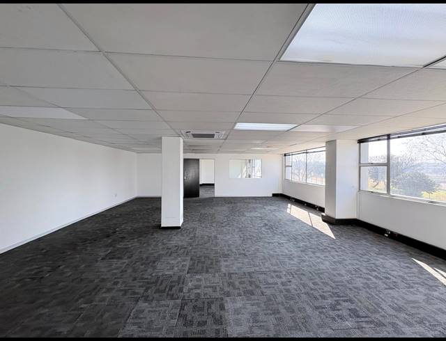 193M² OFFICE TO LET IN KYALAMI